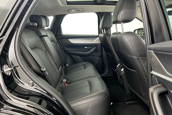 2023 Mazda CX-60 P50e GT KH Series thumb-17