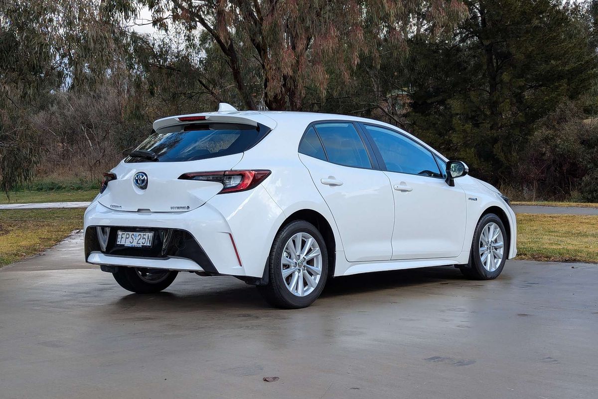 2024 Toyota Corolla Ascent Sport Hybrid ZWE219R