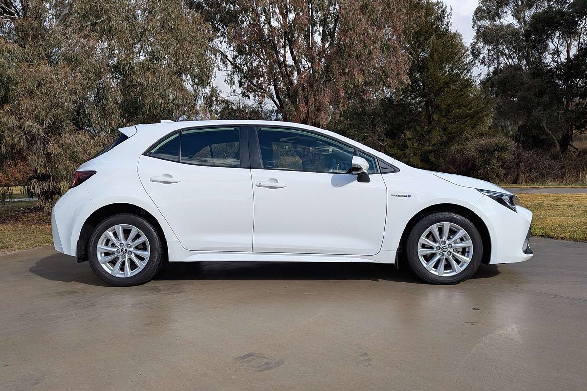2024 Toyota Corolla Ascent Sport Hybrid ZWE219R