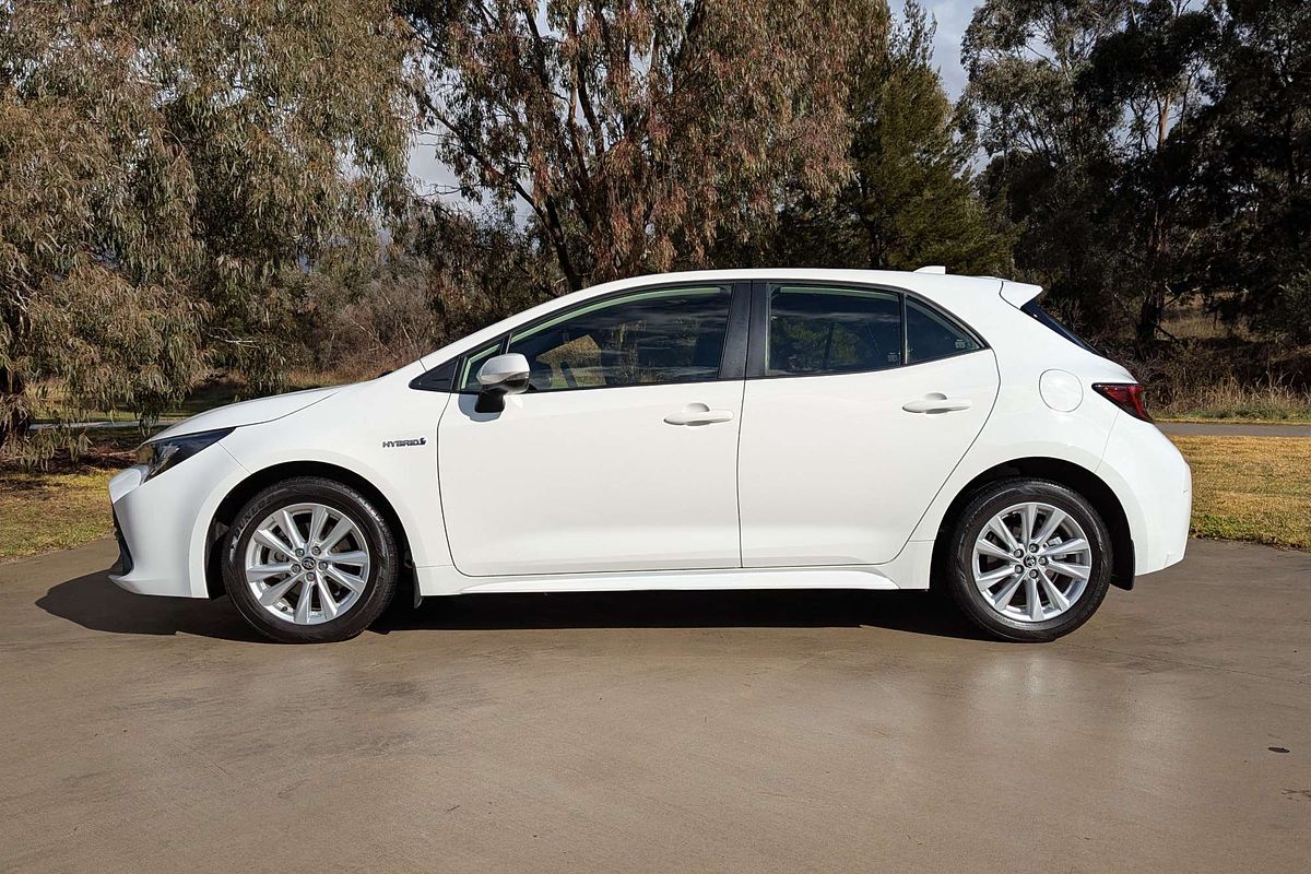 2024 Toyota Corolla Ascent Sport Hybrid ZWE219R