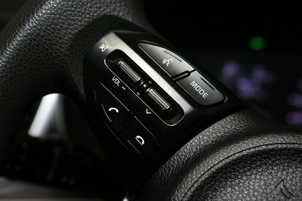 2019 Kia Rio S YB