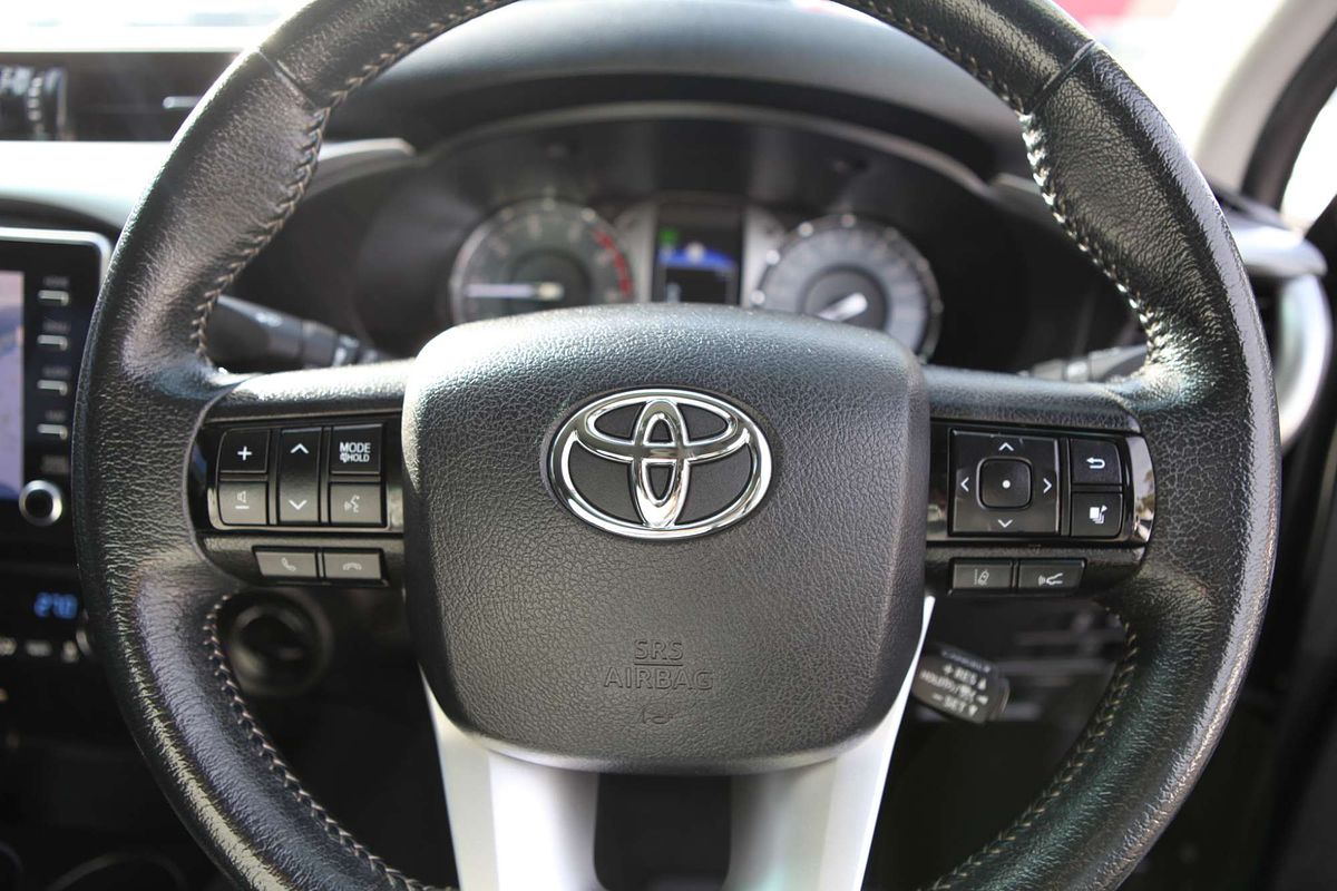 2020 Toyota Hilux SR5 GUN126R 4X4