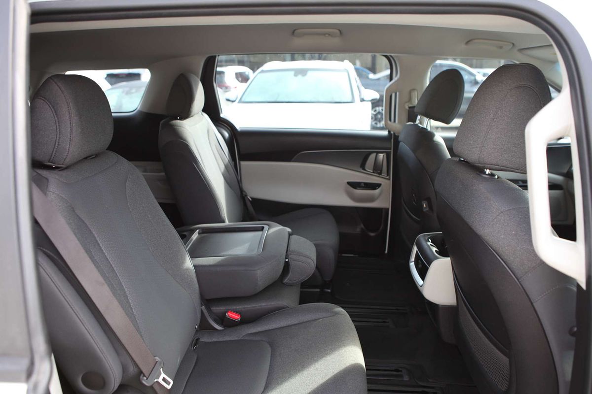 2021 Kia Carnival S KA4