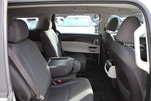 2021 Kia Carnival S KA4