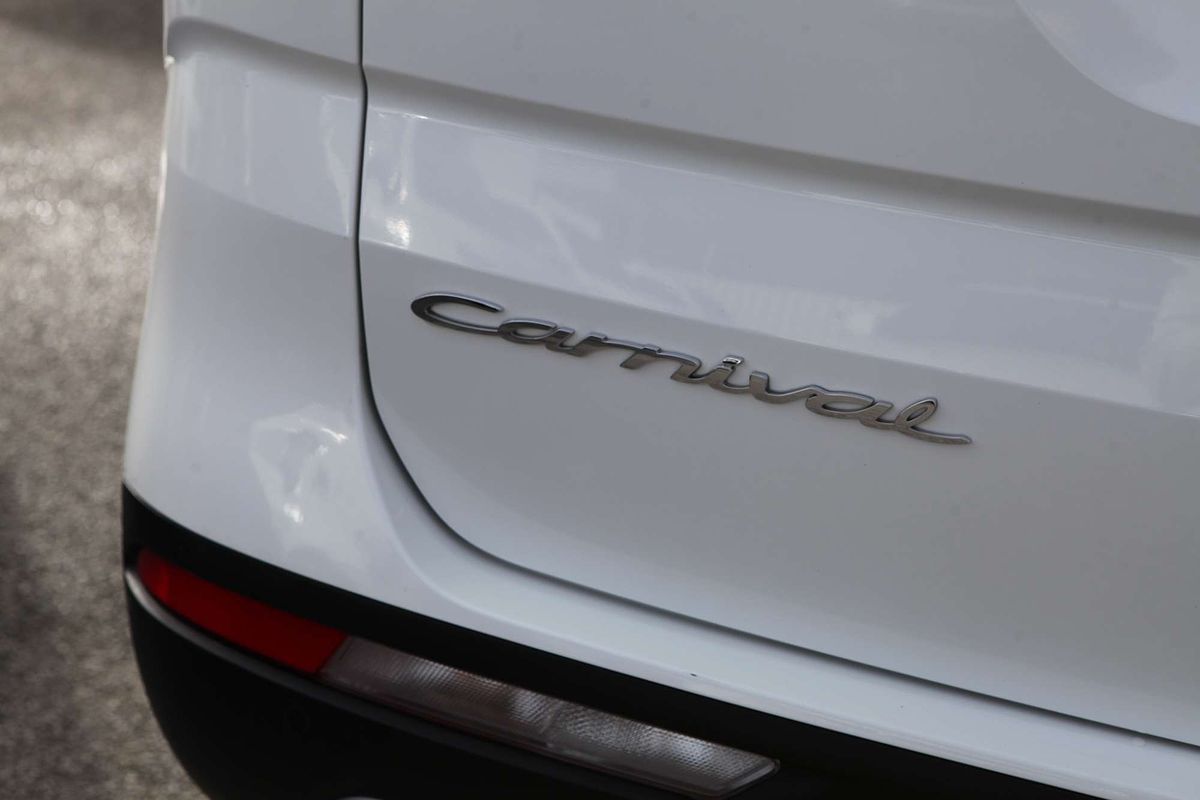 2021 Kia Carnival S KA4