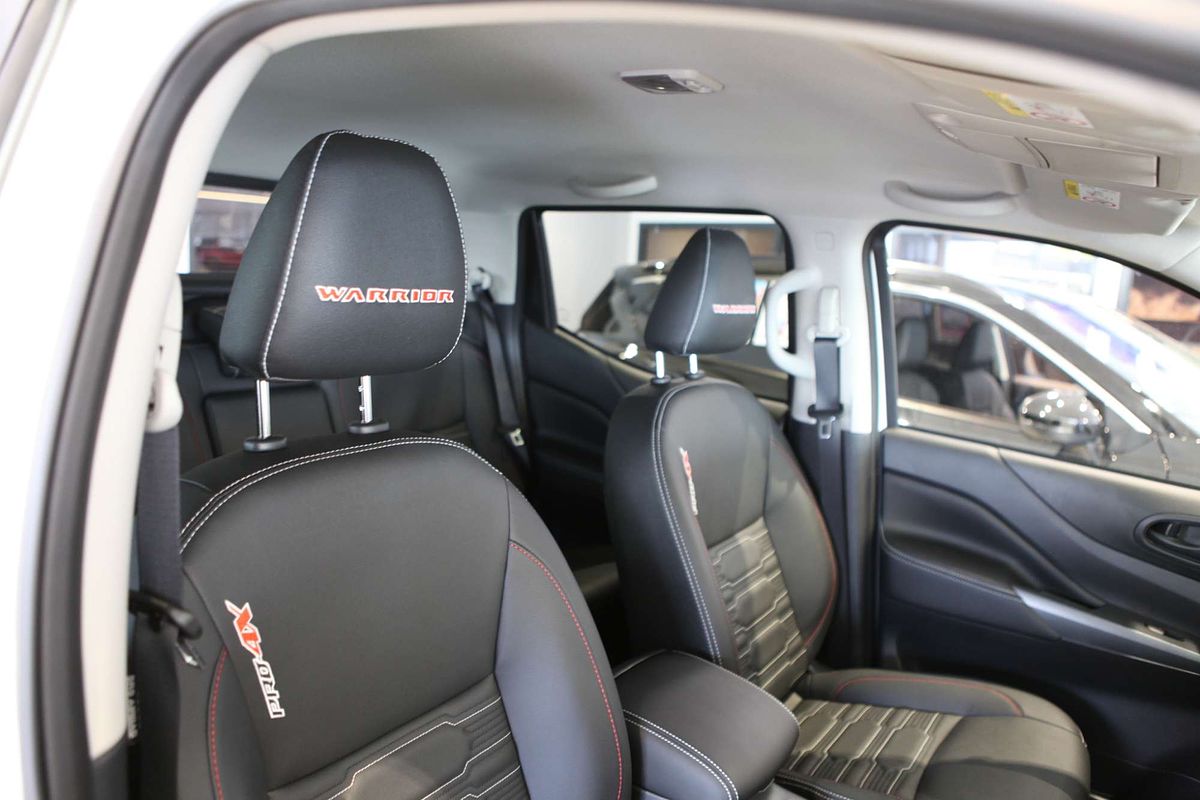 2024 Nissan Navara PRO-4X Warrior D23 4X4
