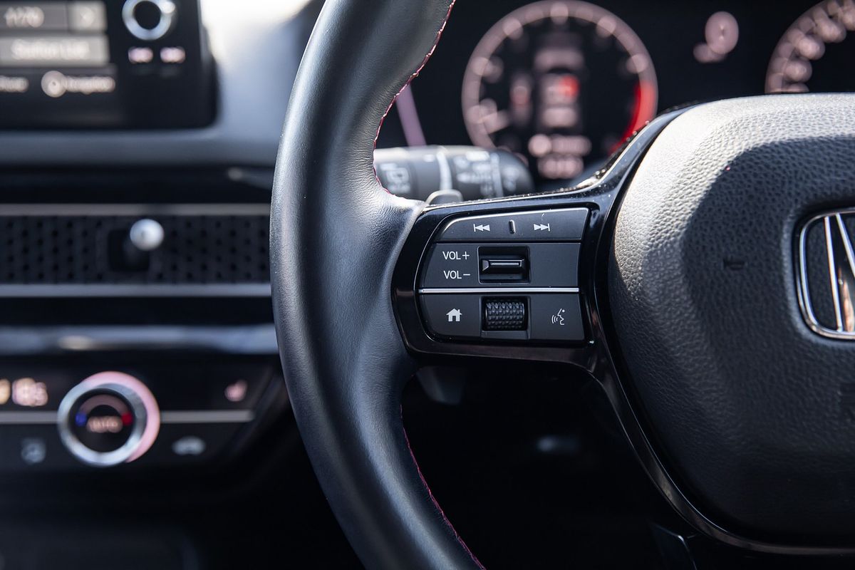 2022 Honda Civic VTi LX 11th Gen