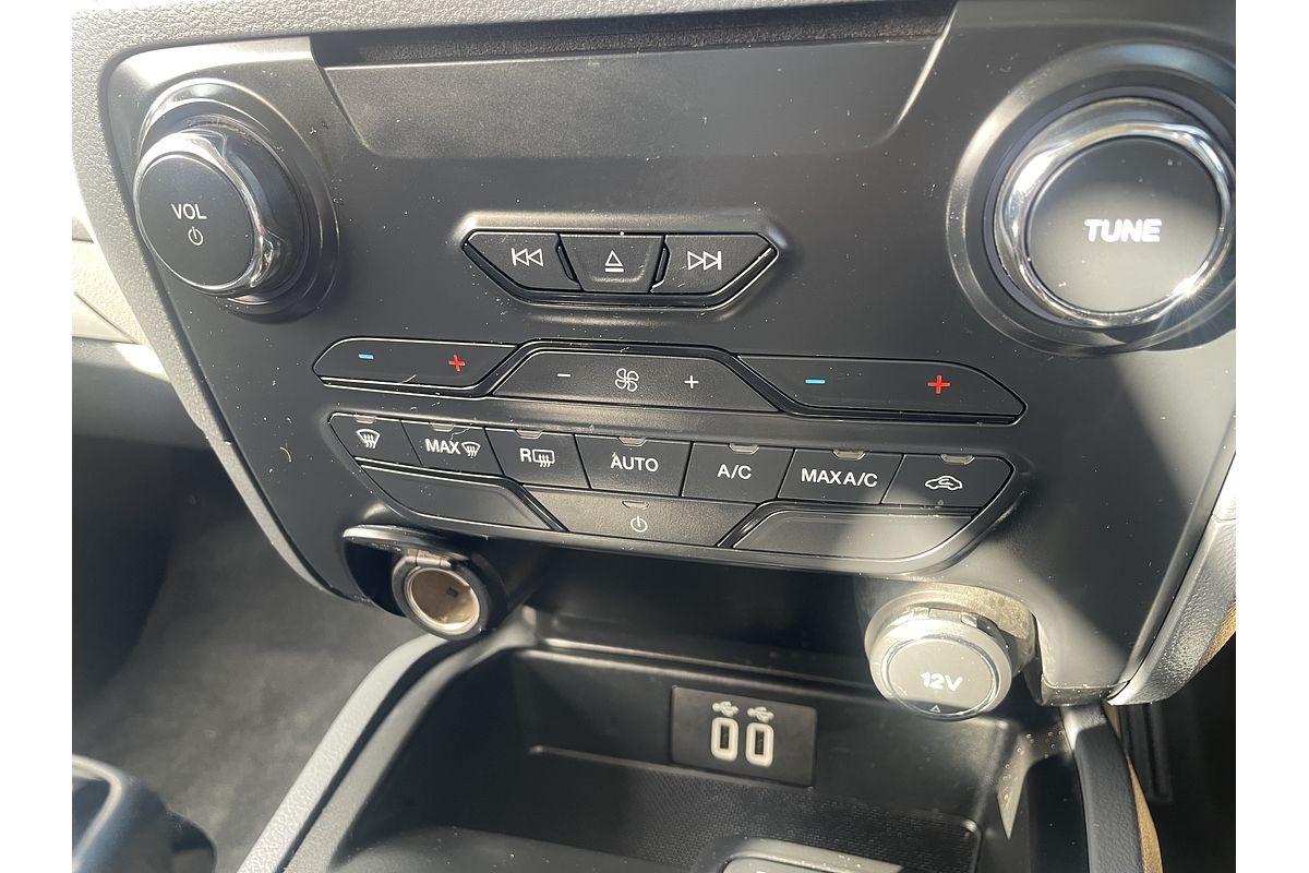 2016 Ford Everest Trend UA