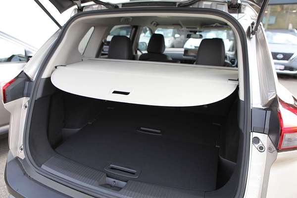 2025 Nissan X-TRAIL ST-L e-POWER T33