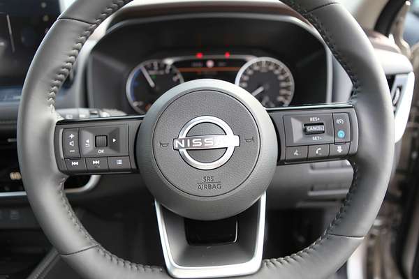 2025 Nissan X-TRAIL ST-L e-POWER T33