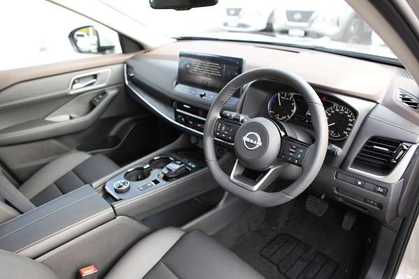 2025 Nissan X-TRAIL ST-L e-POWER T33