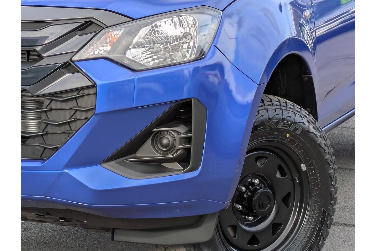 2025 Isuzu D-MAX SX 4X4