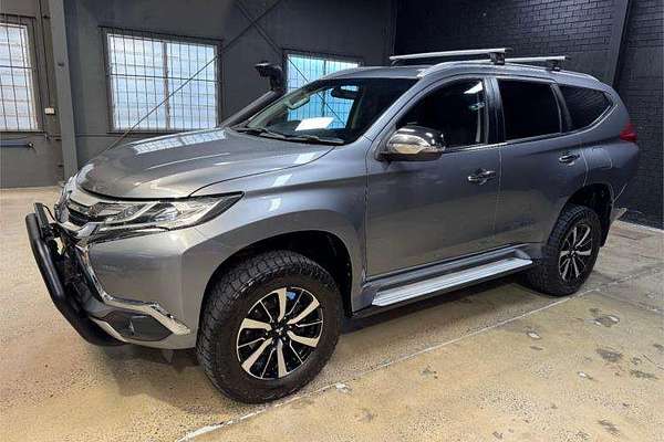 2017 Mitsubishi Pajero GLX NX