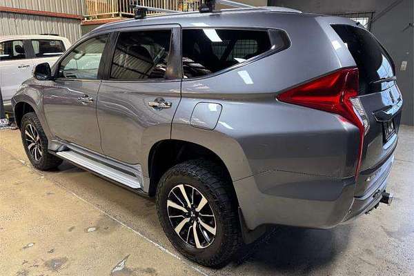2017 Mitsubishi Pajero GLX NX