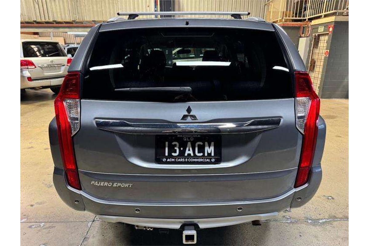 2017 Mitsubishi Pajero GLX NX