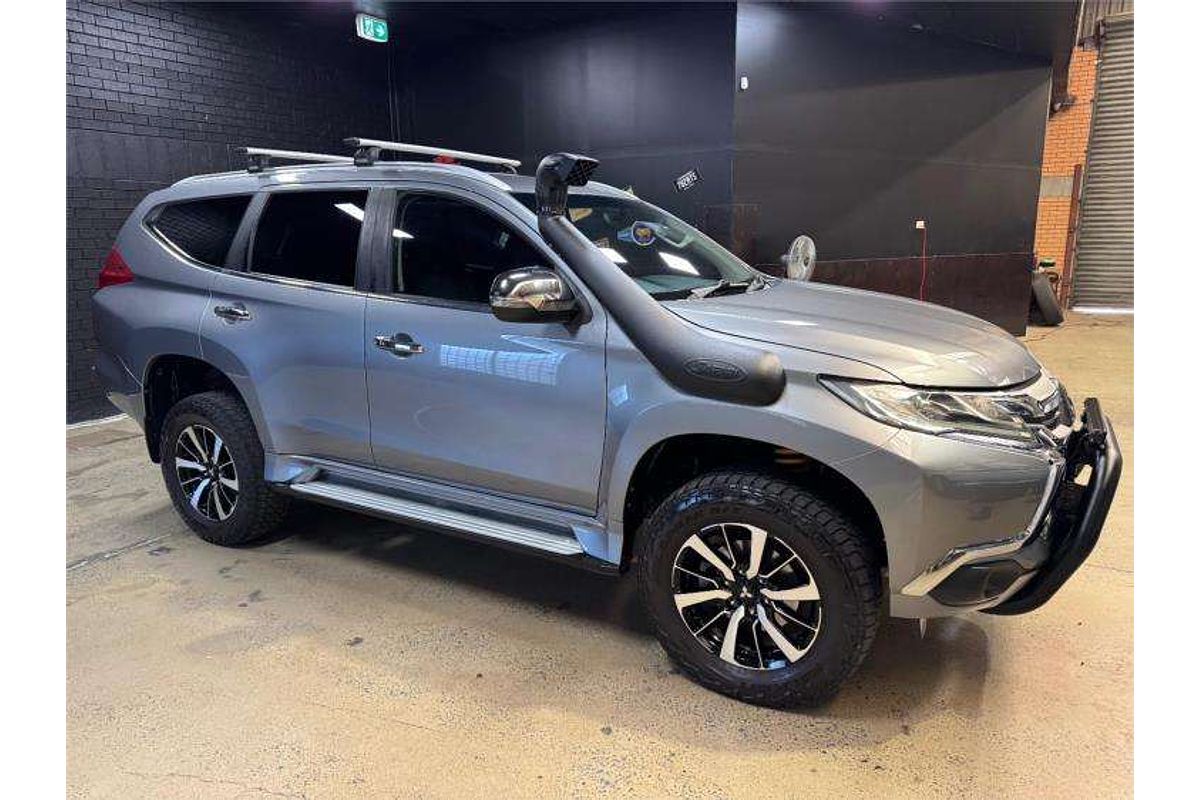 2017 Mitsubishi Pajero GLX NX