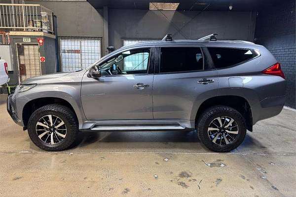 2017 Mitsubishi Pajero GLX NX