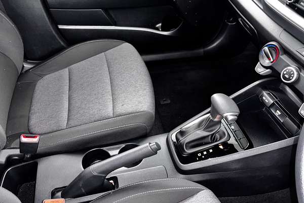 2023 Kia Stonic S YB