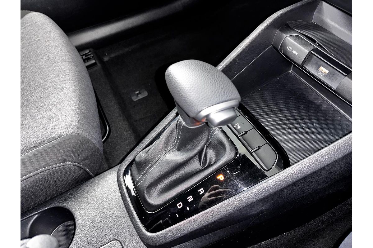 2023 Kia Stonic S YB