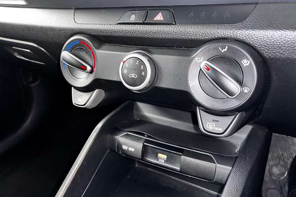 2023 Kia Stonic S YB