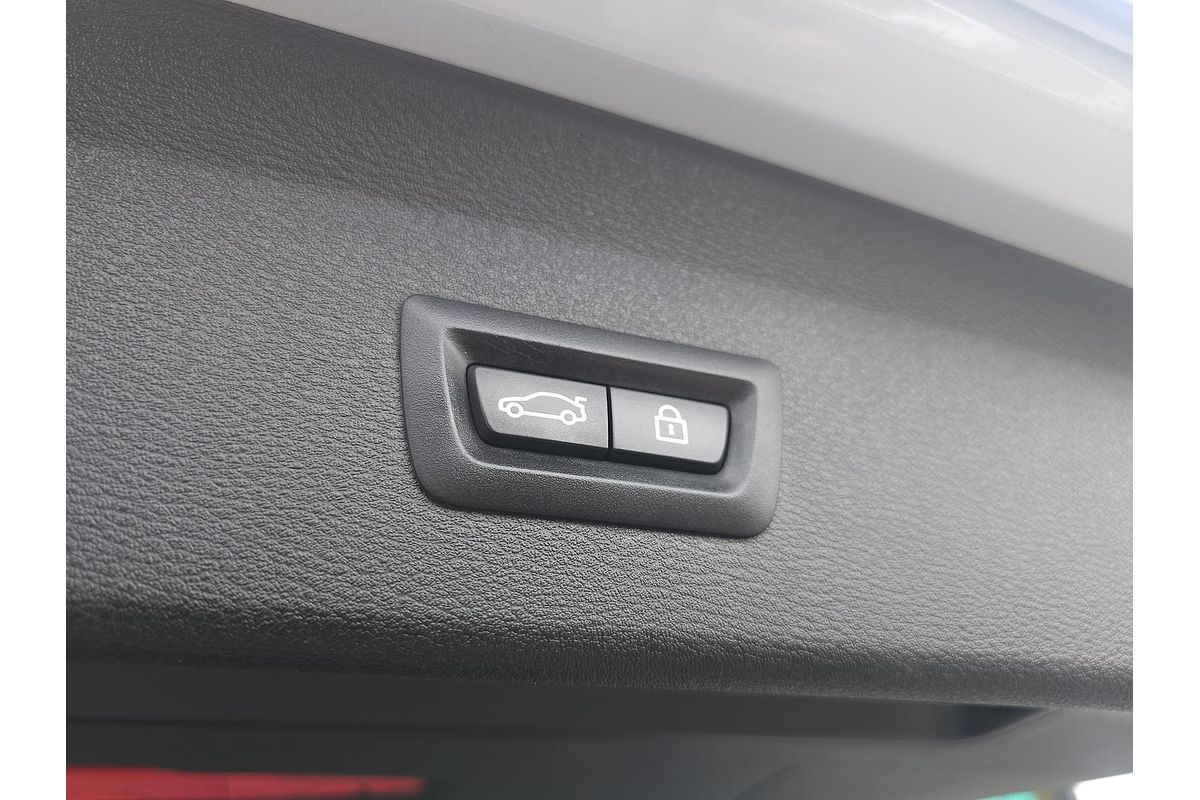 2015 BMW X1 xDrive20d F48