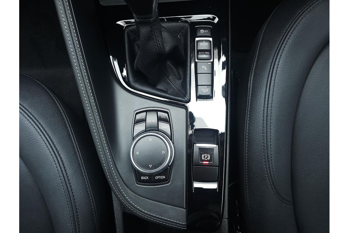2015 BMW X1 xDrive20d F48