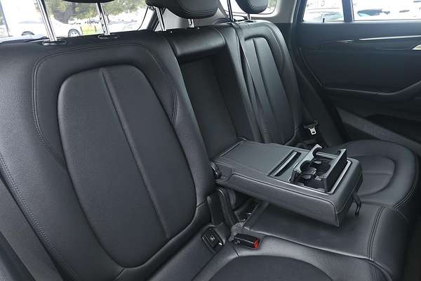 2015 BMW X1 xDrive20d F48