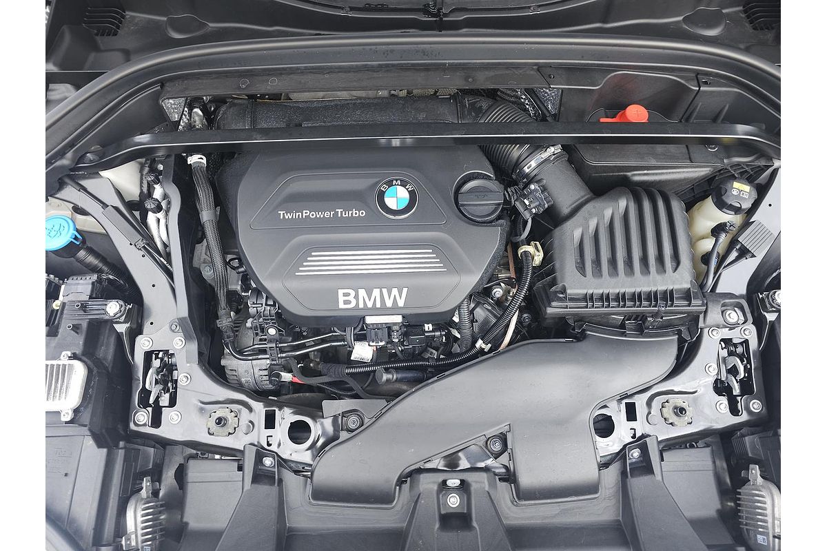 2015 BMW X1 xDrive20d F48