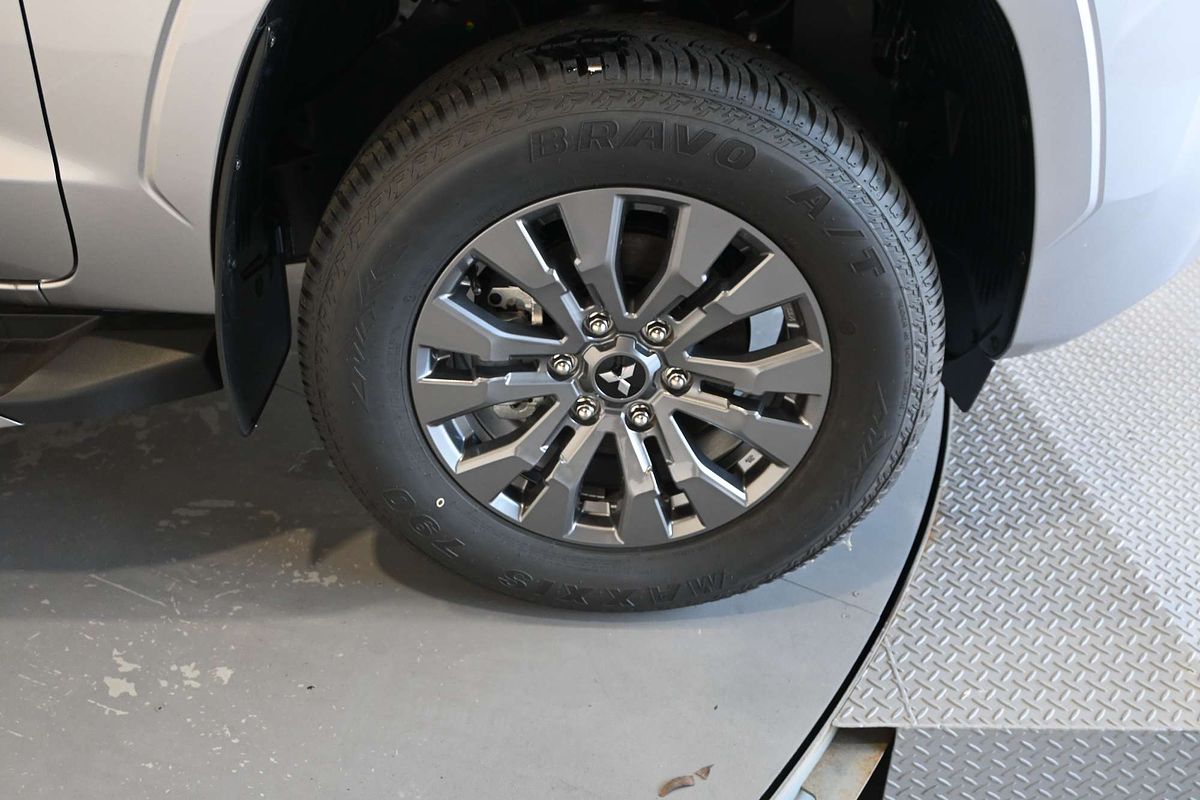 2025 Mitsubishi Triton GLS MV 4X4