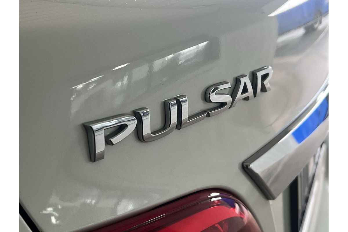 2015 Nissan Pulsar ST B17 Series 2