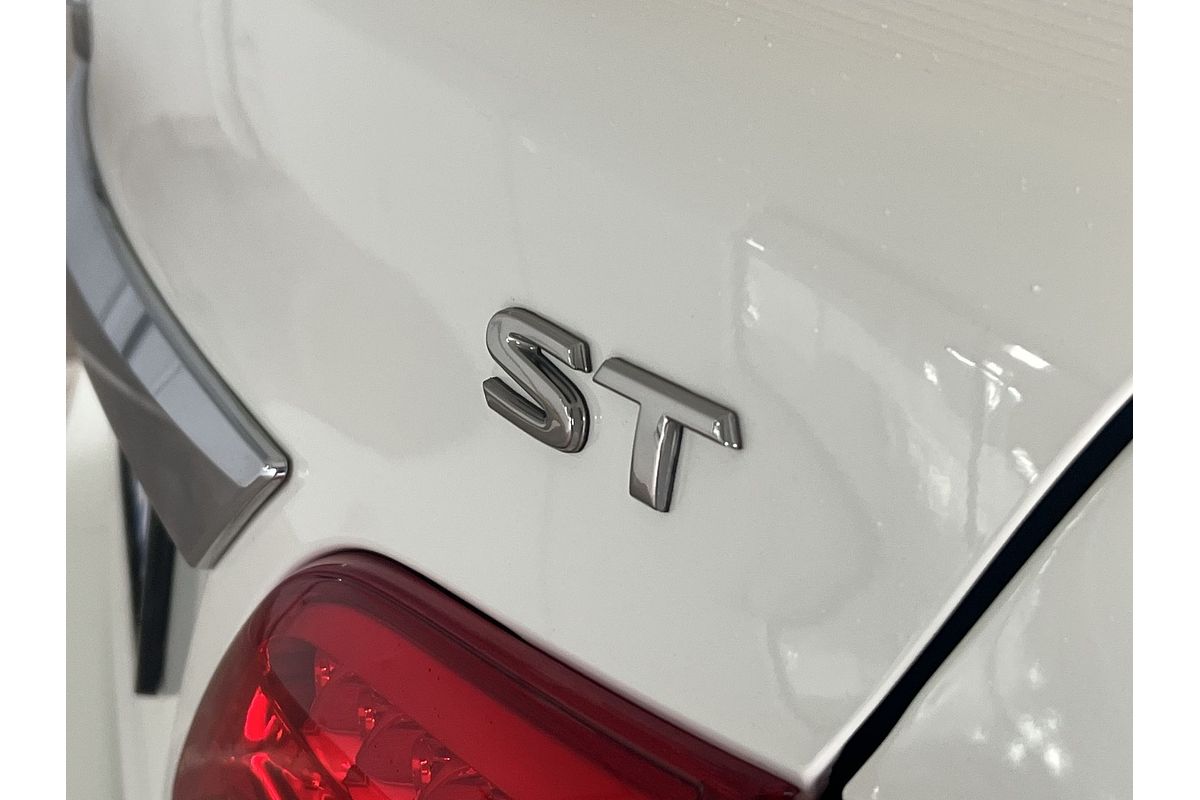 2015 Nissan Pulsar ST B17 Series 2