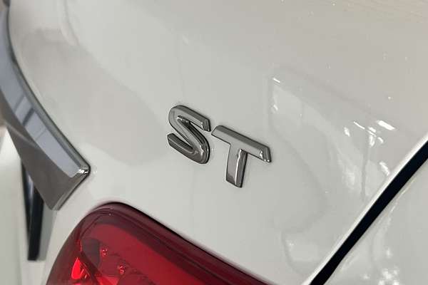 2015 Nissan Pulsar ST B17 Series 2