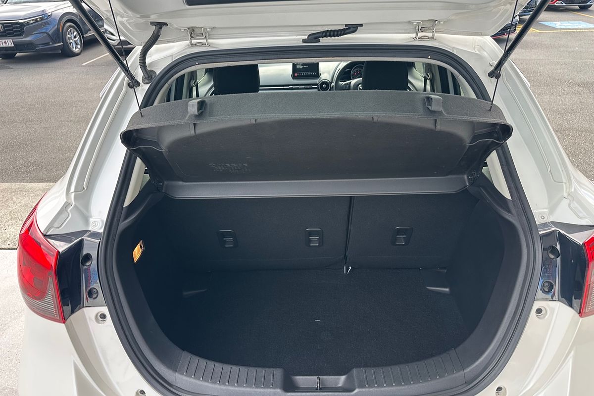 2016 Mazda 2 Genki DJ Series