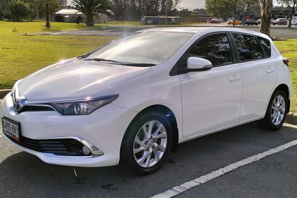 2016 Toyota Corolla Ascent Sport ZRE182R