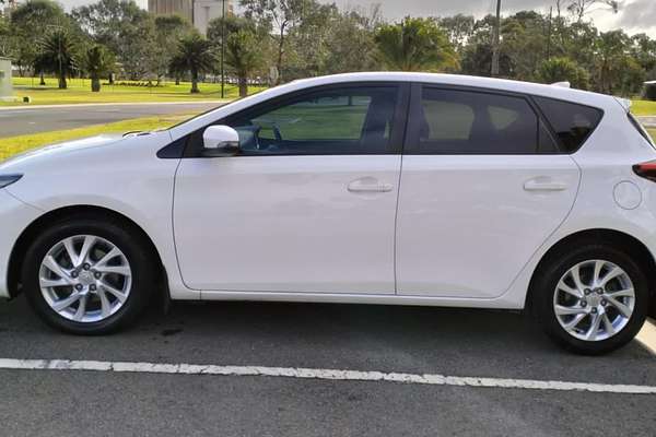 2016 Toyota Corolla Ascent Sport ZRE182R
