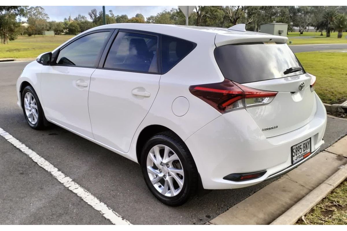 2016 Toyota Corolla Ascent Sport ZRE182R