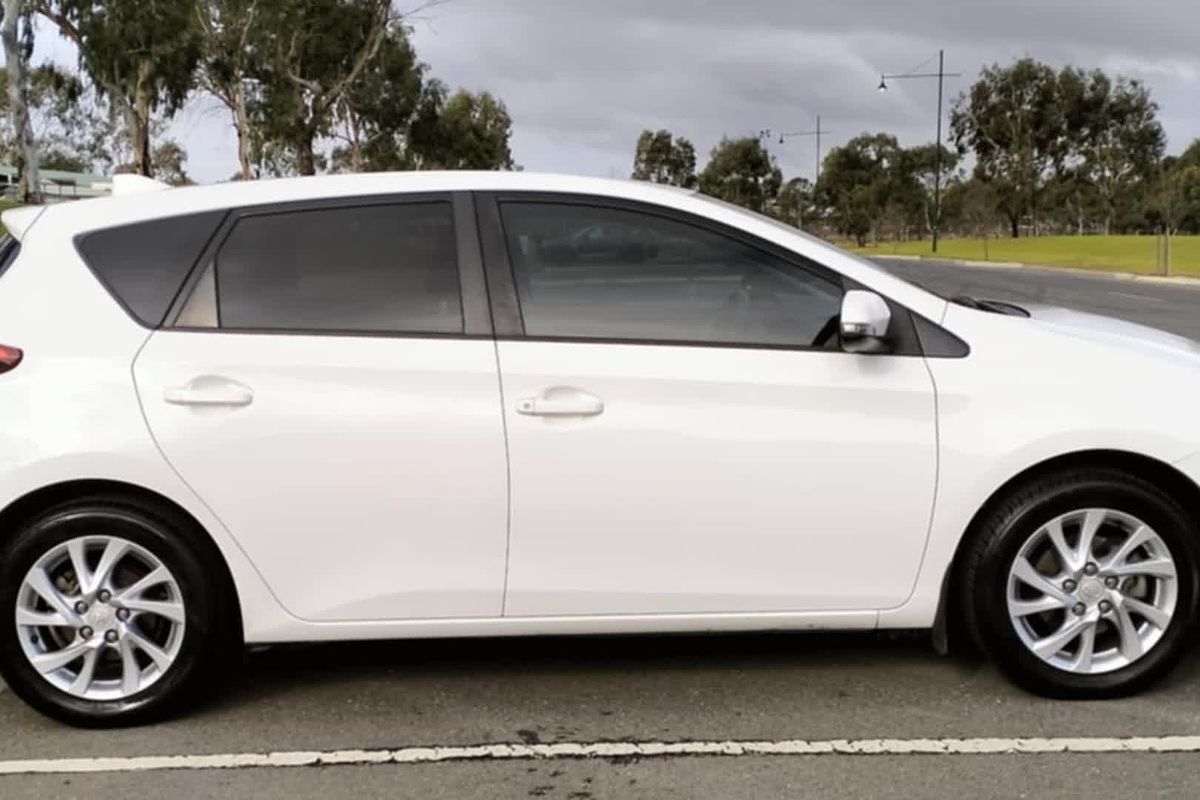 2016 Toyota Corolla Ascent Sport ZRE182R