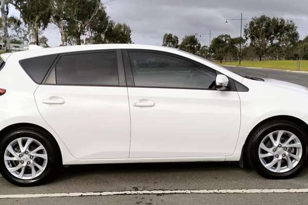 2016 Toyota Corolla Ascent Sport ZRE182R