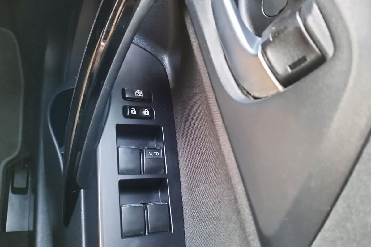 2016 Toyota Corolla Ascent Sport ZRE182R