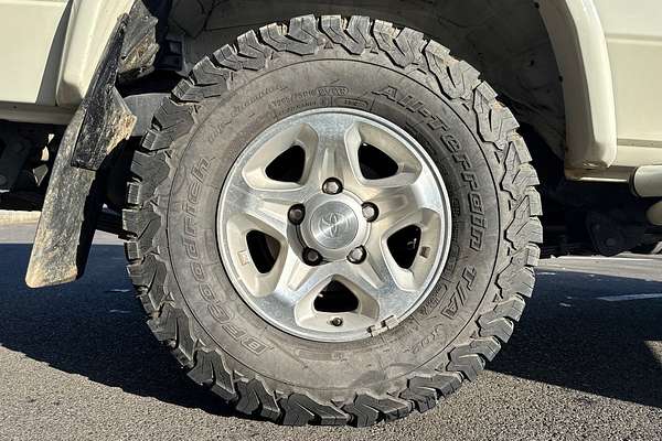 2021 Toyota Landcruiser GXL Troopcarrier VDJ78R