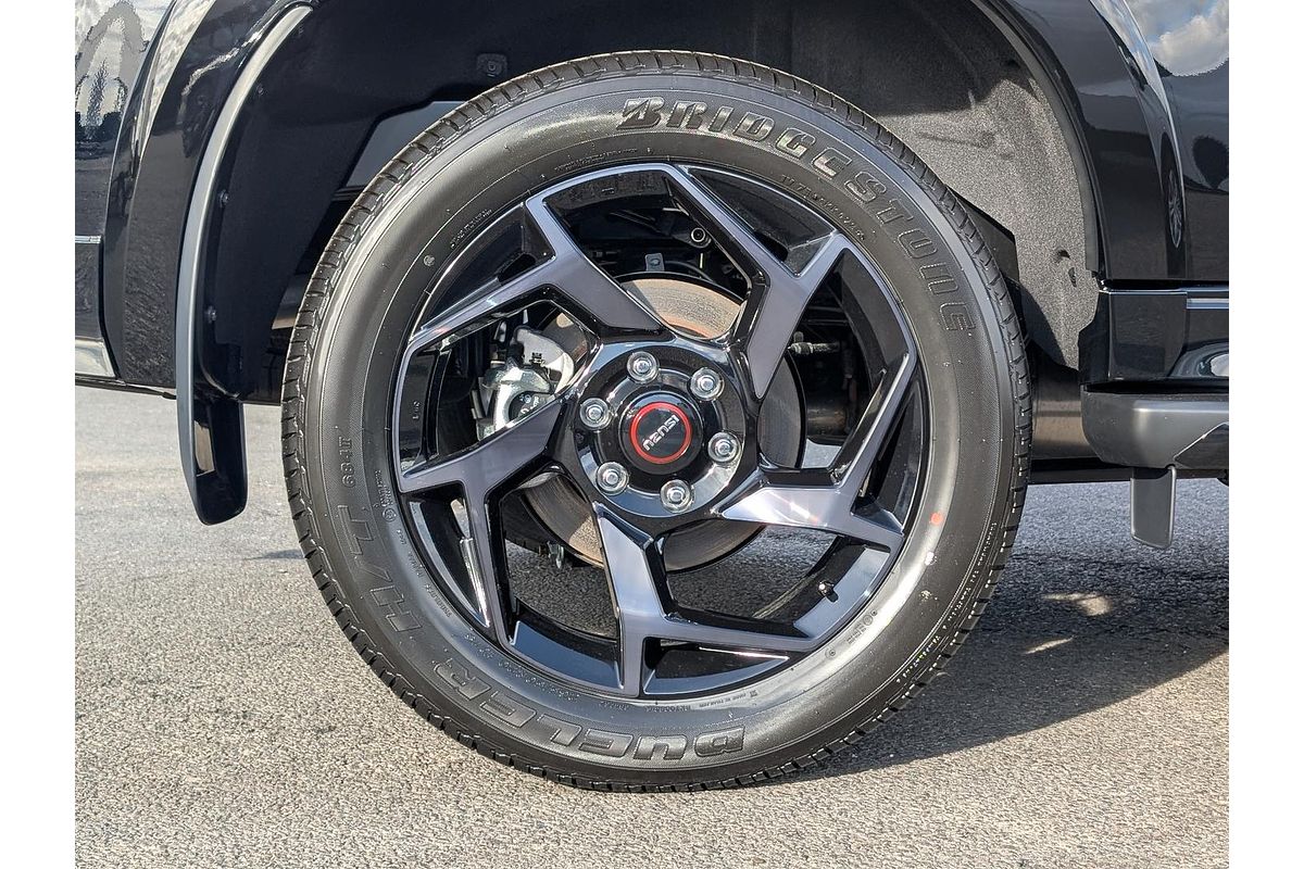 2025 Isuzu MU-X X-TERRAIN