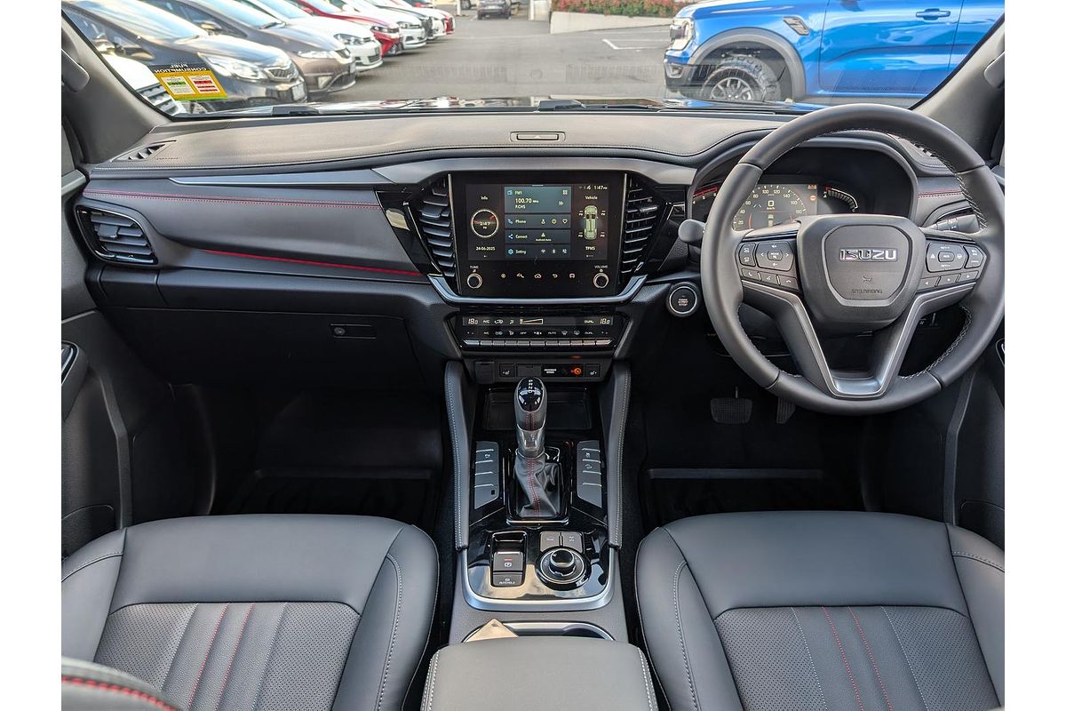 2025 Isuzu MU-X X-TERRAIN