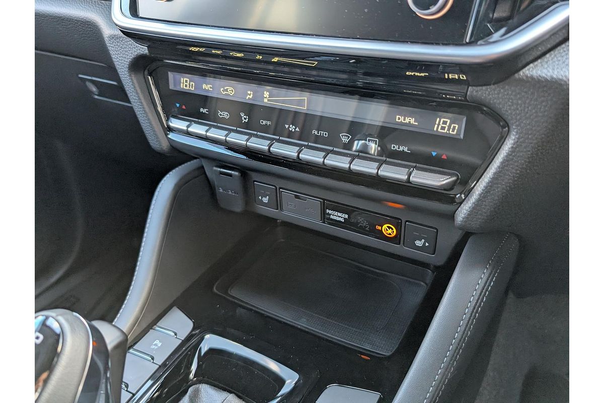 2025 Isuzu MU-X X-TERRAIN