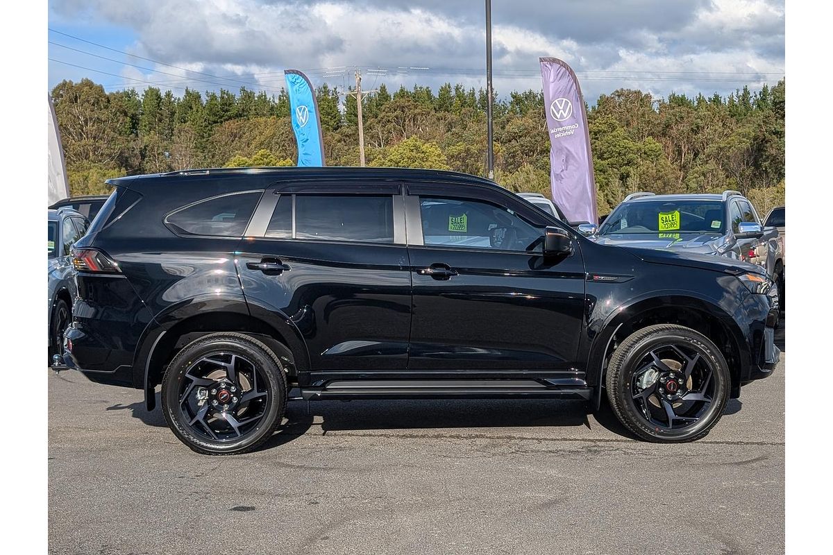2025 Isuzu MU-X X-TERRAIN