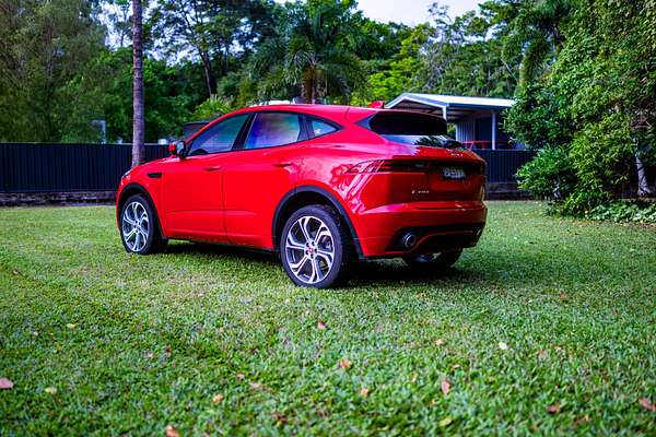 2018 Jaguar E-PACE P250 R-Dynamic First Edition X540