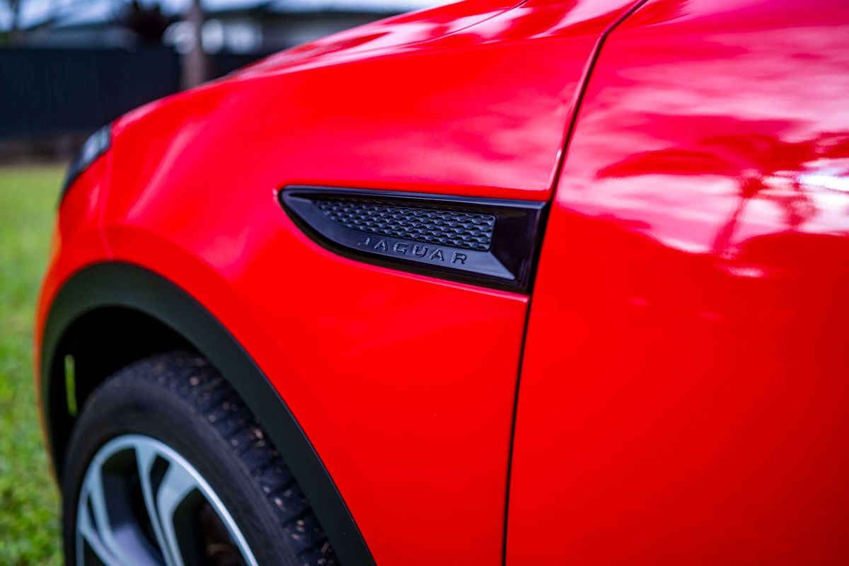 2018 Jaguar E-PACE P250 R-Dynamic First Edition X540