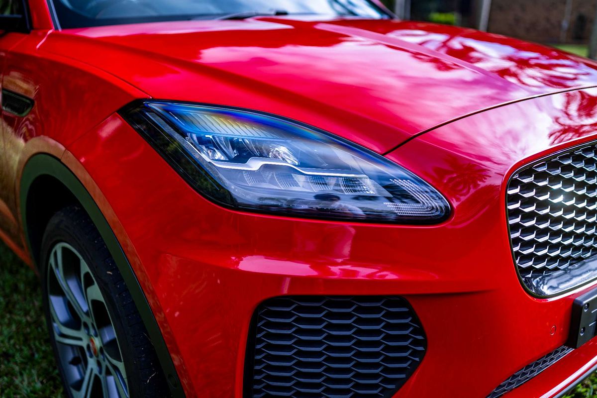 2018 Jaguar E-PACE P250 R-Dynamic First Edition X540