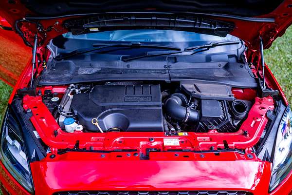 2018 Jaguar E-PACE P250 R-Dynamic First Edition X540