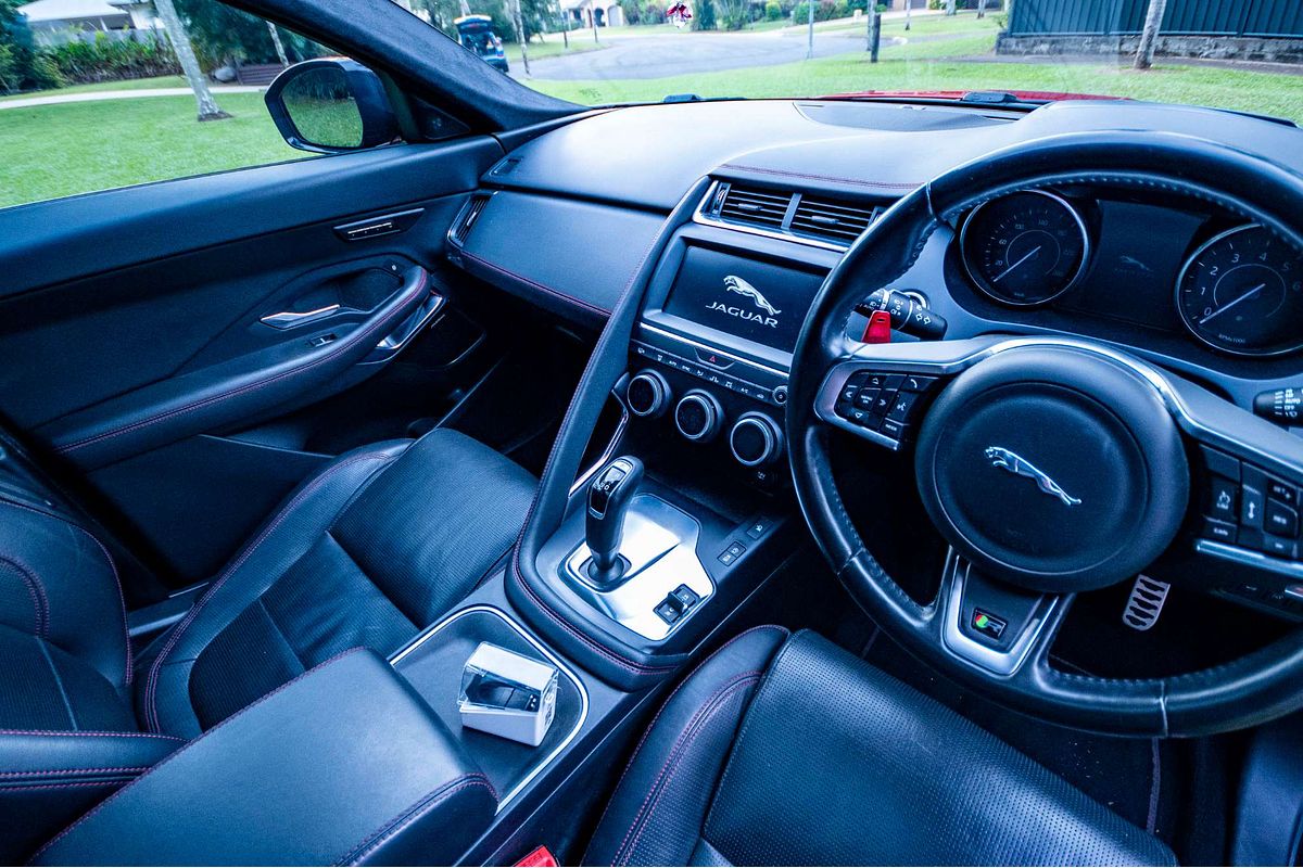 2018 Jaguar E-PACE P250 R-Dynamic First Edition X540