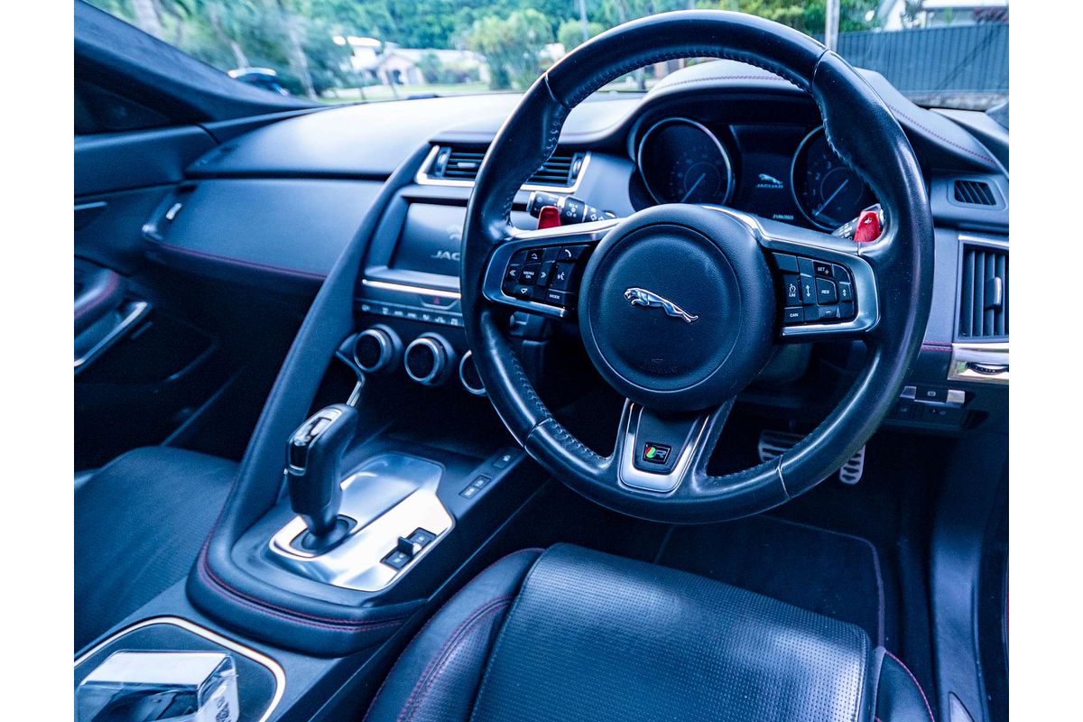 2018 Jaguar E-PACE P250 R-Dynamic First Edition X540
